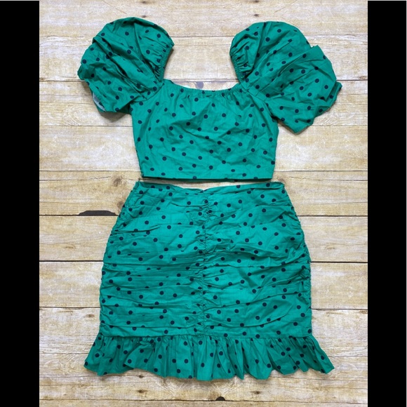 NWT Pull&Bear skirt and crop top set - Picture 2 of 2